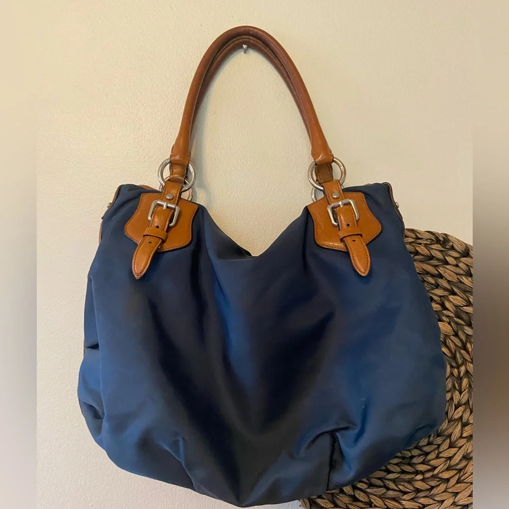 Lauren by Ralph Lauren Navy with Leather LXVII Crown Purse - Picture 2 of 9